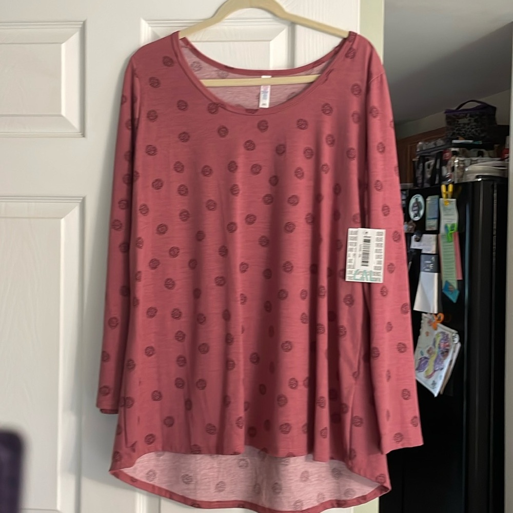 LuLaRoe pink polka dot Lynnae